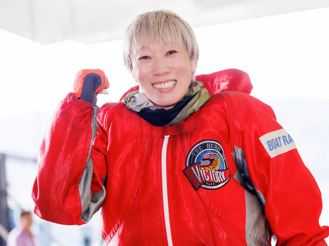 4433　川野芽唯